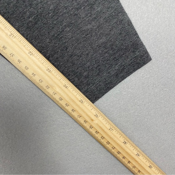 Cabi Gray Skirted M’Leggings Size Medium Athleisure Pickleball Gym - Picture 8 of 11